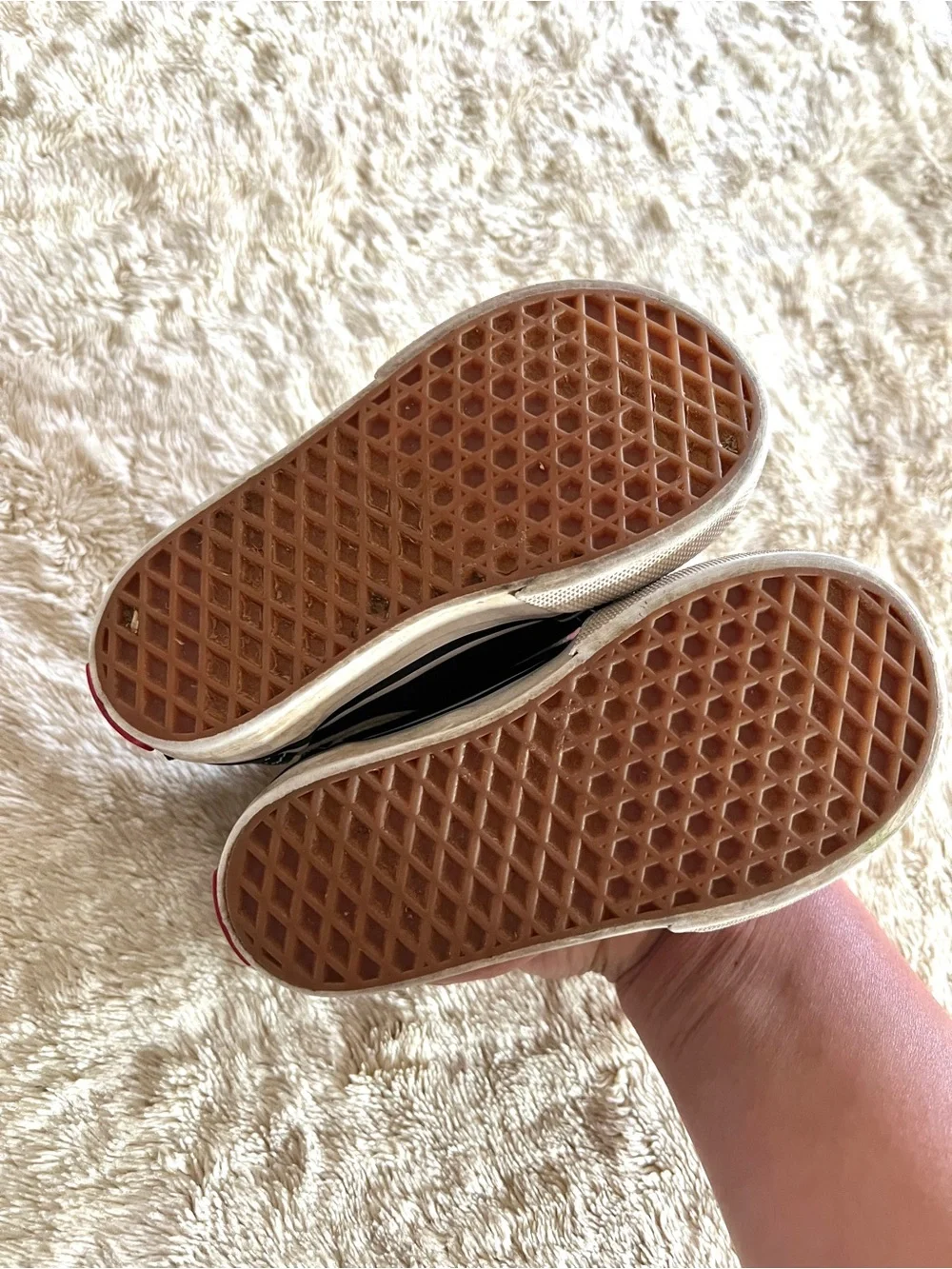 VANS Toddler's Black & White Casual Sneakers Size 6.0